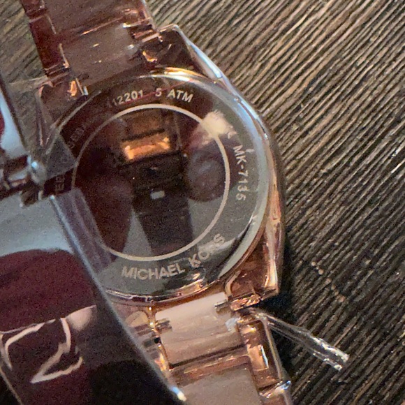 MK Janelle watch - Picture 5 of 11